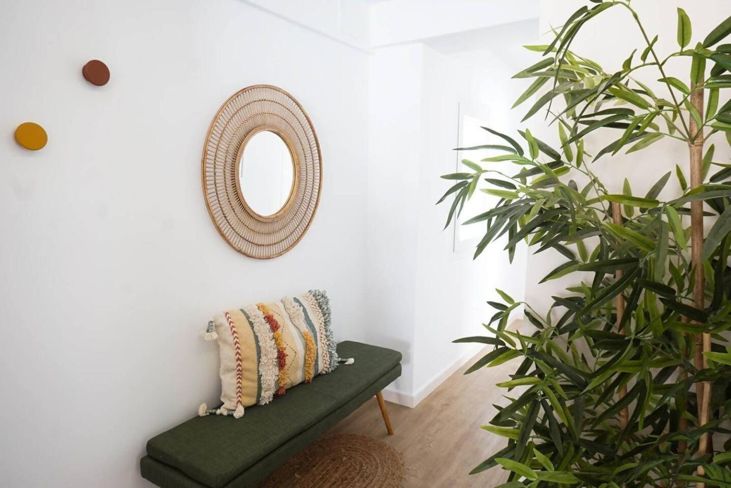 New Precioso Centrico Amplio Apartment Granada Luaran gambar