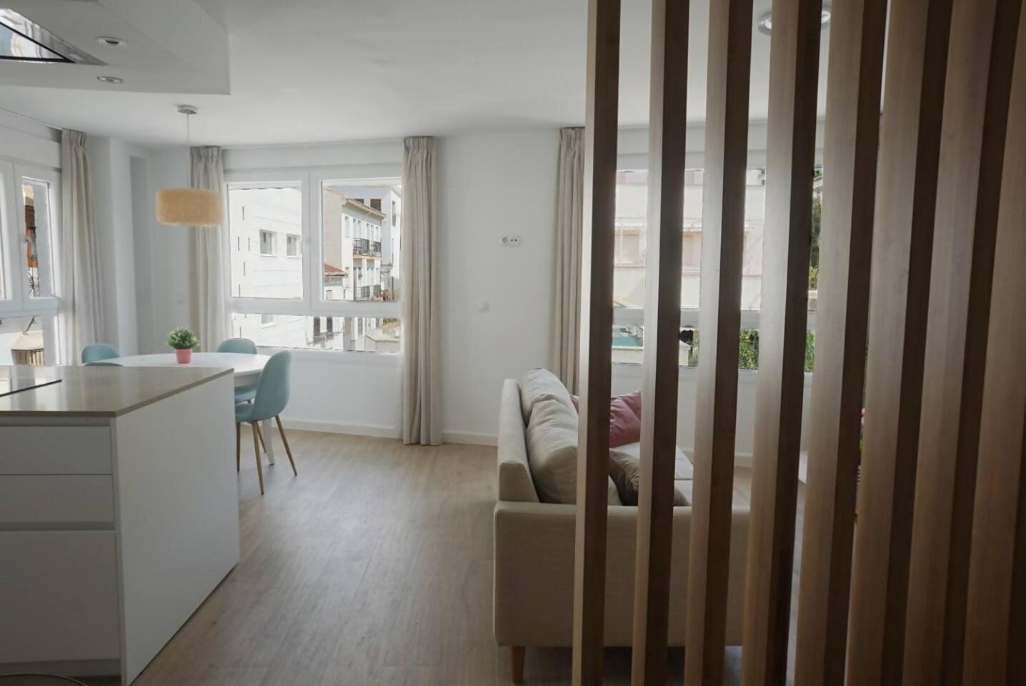 New Precioso Centrico Amplio Apartment Granada Luaran gambar