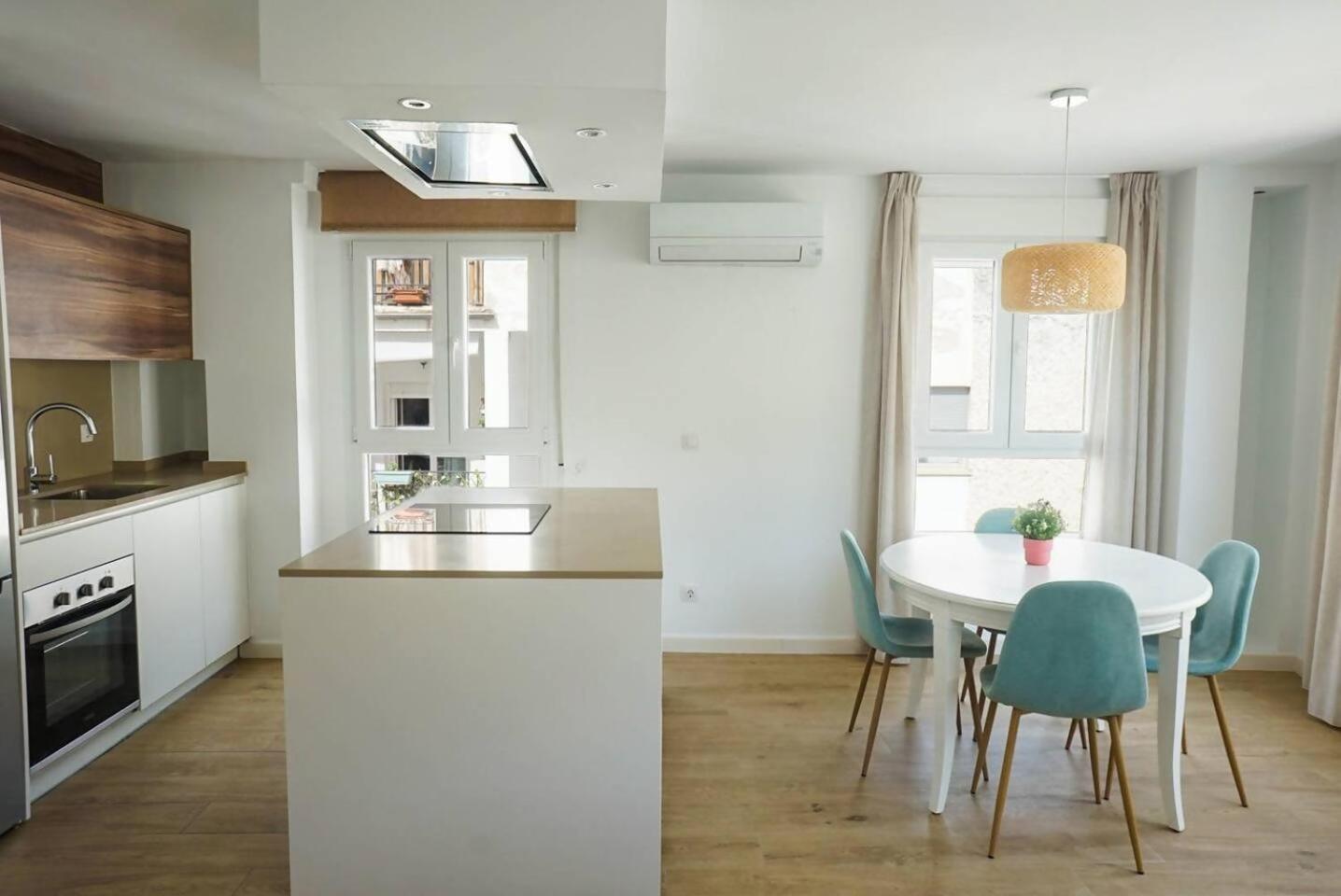New Precioso Centrico Amplio Apartment Granada Luaran gambar